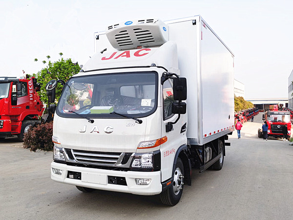 江淮駿鈴V6國(guó)六冷藏車(chē)