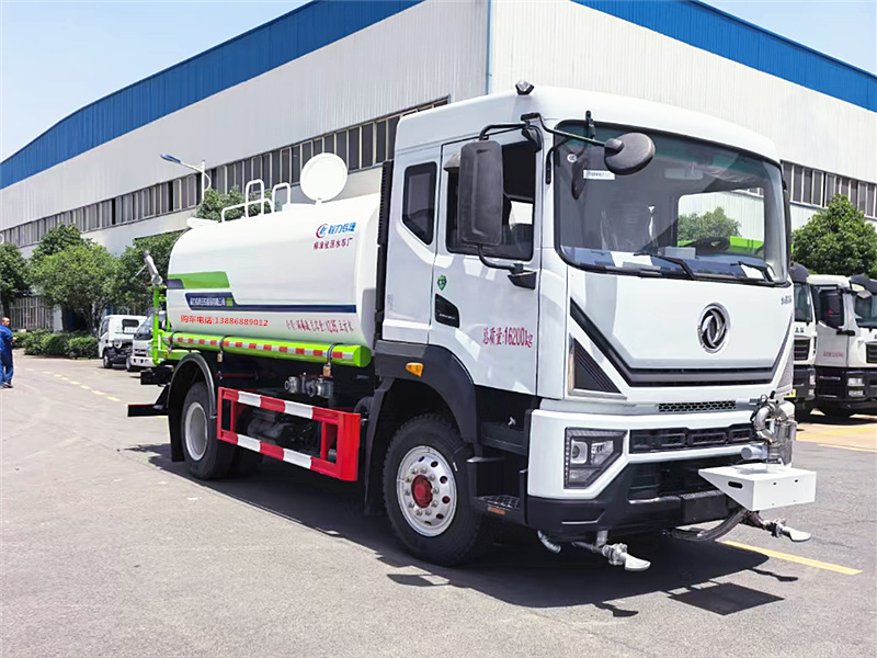 東風多利卡D9霧炮車